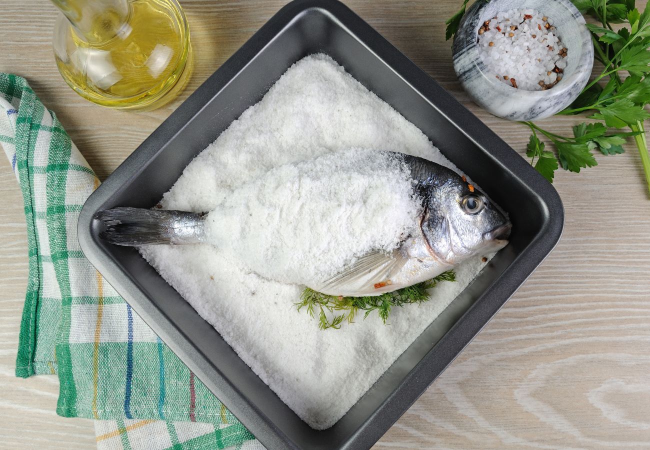 Daurade au sel, recette de poisson au four délicieuse et facile